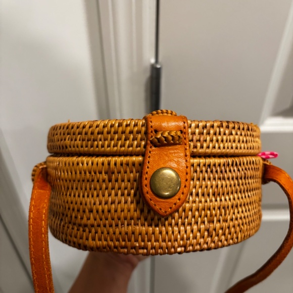 Rattan woven crossbody bag - Picture 3 of 5